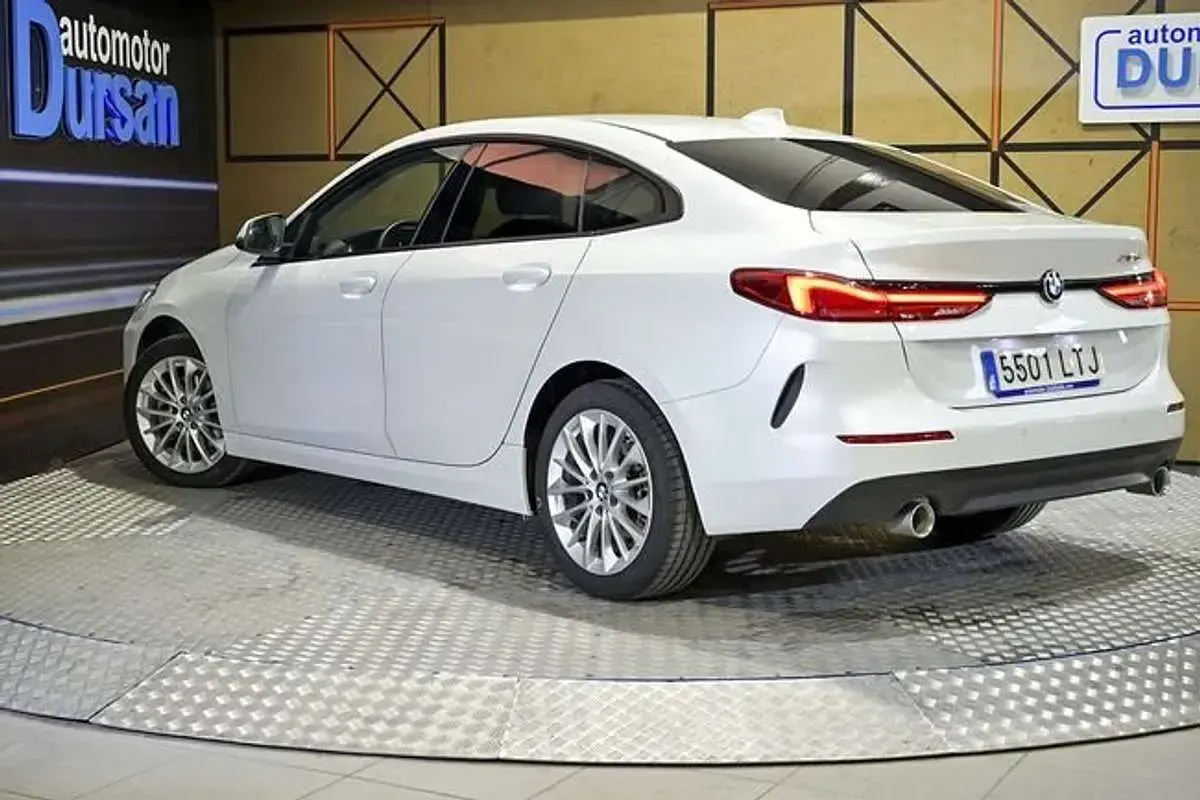Usado BMW 218 150 CV (110 kW) 2021 Blanco Coupe