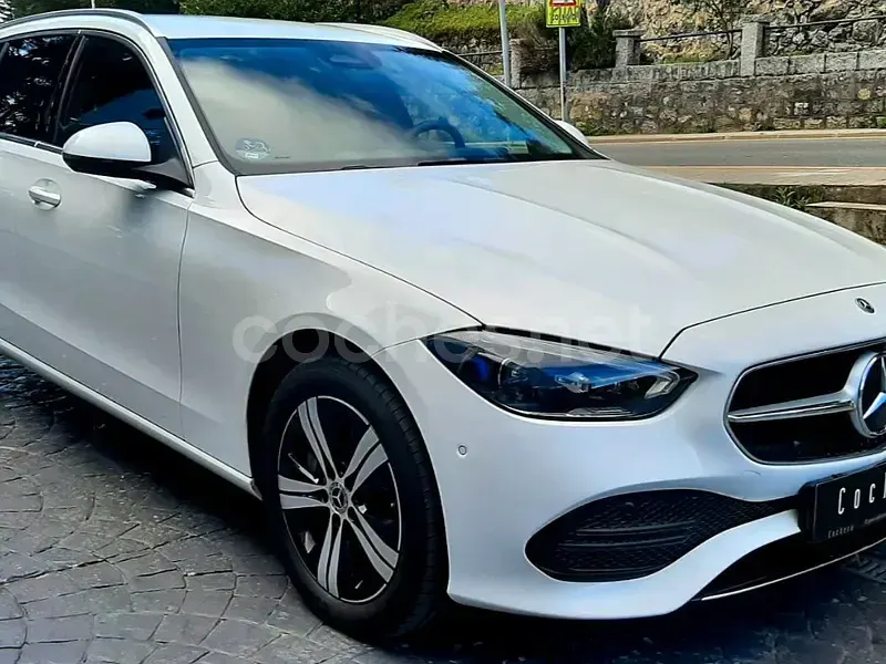 Usado Mercedes C300e 313 CV (230 kW) 2022 Blanco Familiar