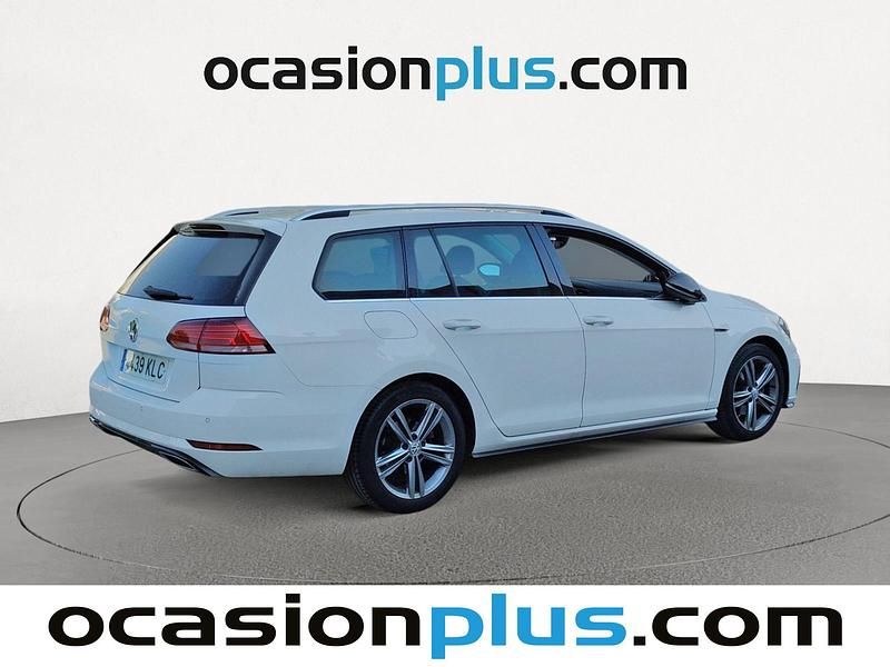 Usado VW Golf Sportsvan 125 CV (91 kW) 2018 Blanco Monovolumen