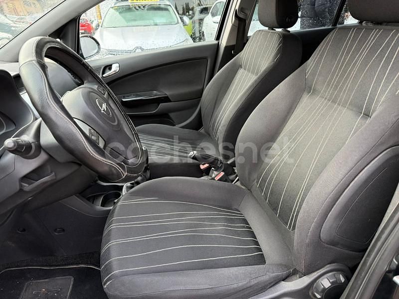 Usado Opel Corsa 75 CV (55 kW) 2010 Negro Berlina