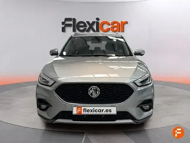 Usado MG ZS Luxury 106 CV (77 kW) 2022 Negro SUV