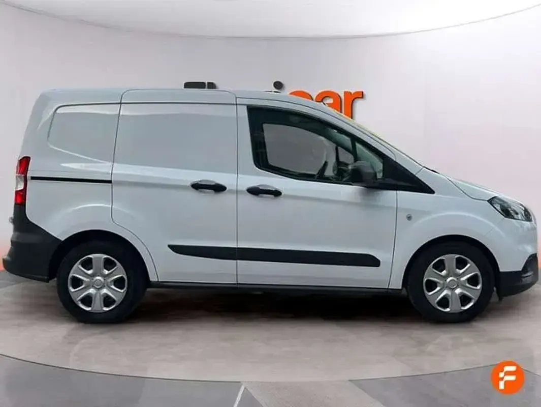 Usado Ford Transit 101 CV (74 kW) 2021 Blanco Van