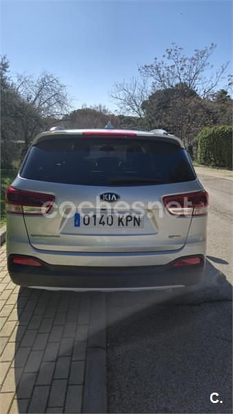 Usado Kia Sorento 200 CV (147 kW) 2018 Gris / plata SUV