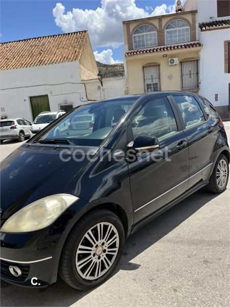 Negro Usado 2009 Mercedes A180 Elegance Monovolumen | 3700 € (Buen precio) - Imagen 1/4