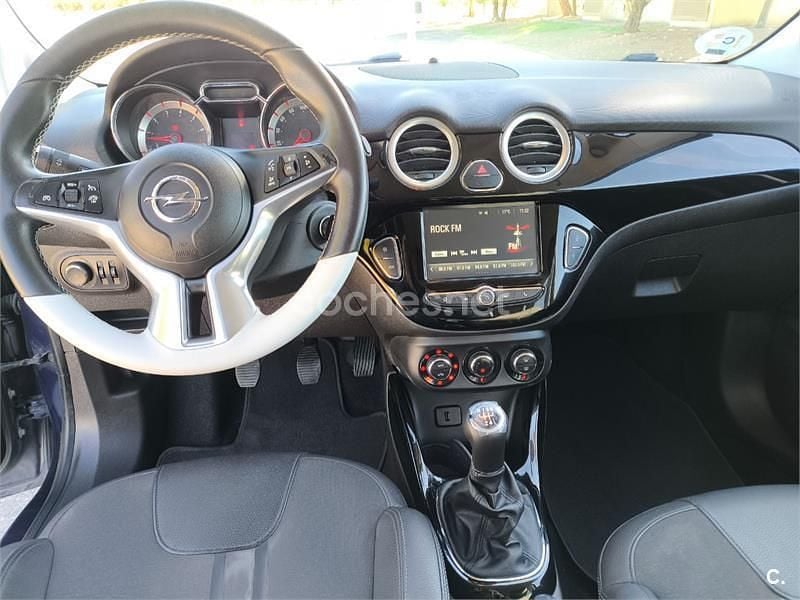 Usado Opel Adam Glam 100 CV (73 kW) 2017 Azul Utilitario