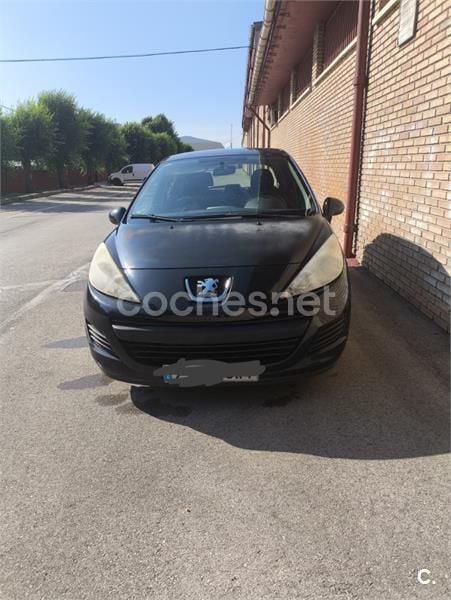 Negro Usado 2010 Peugeot 207 Berlina | 2700 € (Super precio) - Imagen 1/4