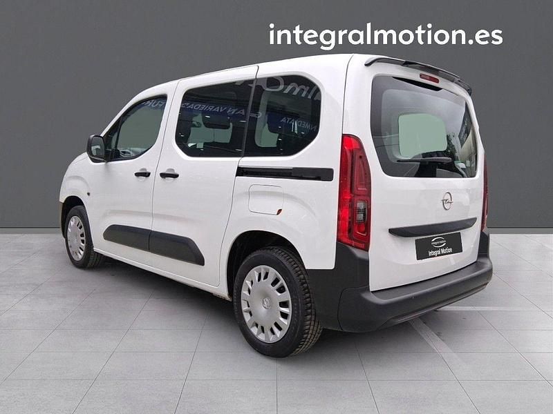 Usado Opel Combo 102 CV (75 kW) 2022 Otro Monovolumen