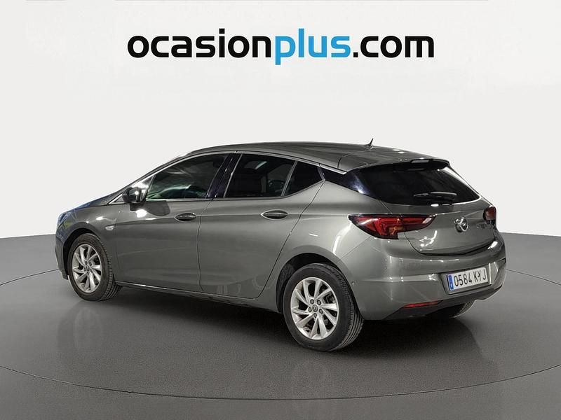 Usado Opel Astra Dynamic 136 HP (100 kW) 2019 Cinzento Citadino