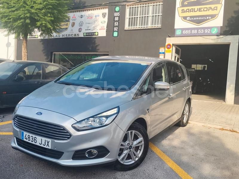 Gris / plata Usado 2016 Ford S-MAX Titanium Monovolumen | 9900 € (Buen precio) - Imagen 1/4
