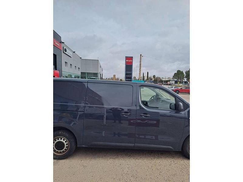 Usado Citroën Jumpy 102 CV (75 kW) 2021 Azul Monovolumen