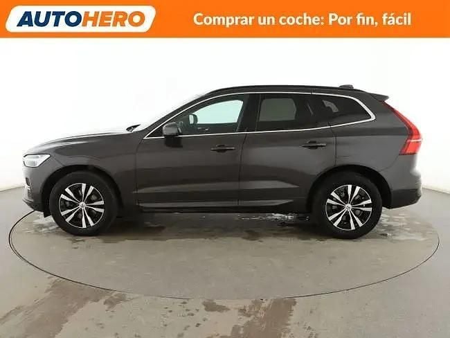 Usado Volvo XC60 Momentum 197 CV (144 kW) 2021 Gris / plata SUV