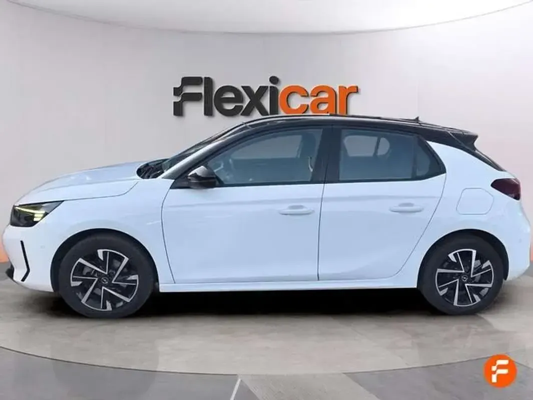 Usado Opel Corsa 101 CV (74 kW) 2024 Negro Utilitario