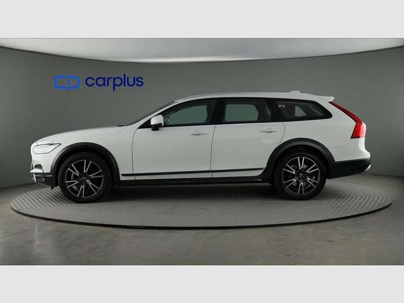 Usado Volvo V90 CC Pro 190 CV (139 kW) 2020 Blanco Familiar