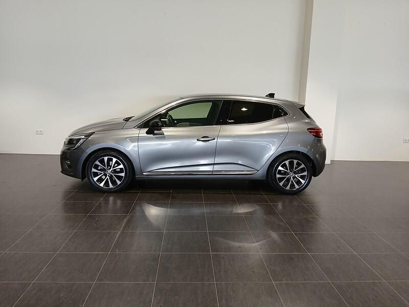 Usado Renault Clio V Techno 143 CV (105 kW) 2023 Gris Berlina