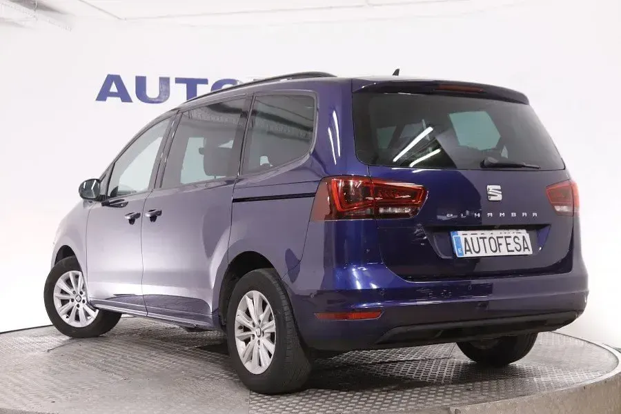 Usado Seat Alhambra Style 150 CV (110 kW) 2019 Azul Monovolumen