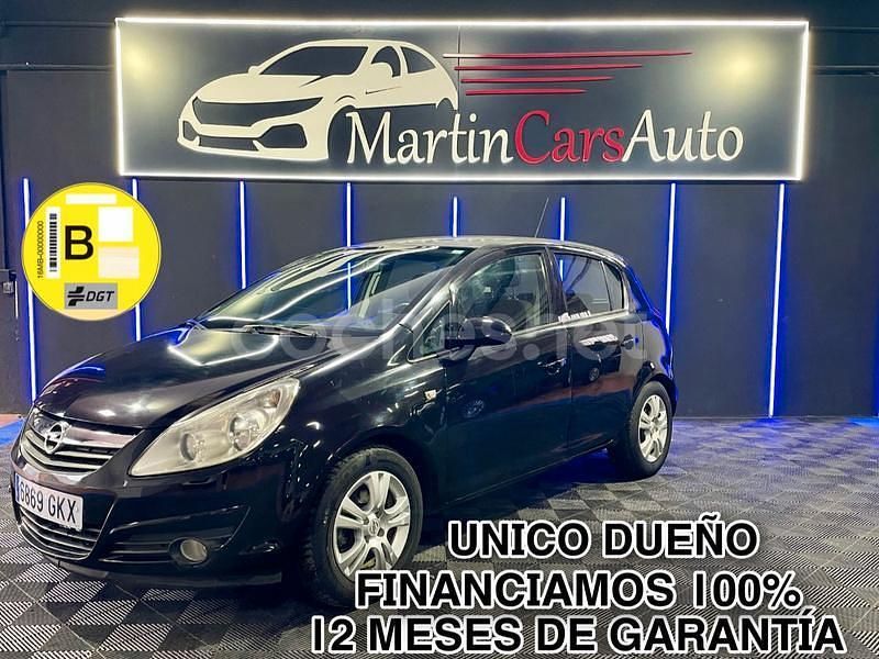 Gris / plata Usado 2009 Opel Corsa Selective Berlina | 3999 € (Precio justo) - Imagen 1/4