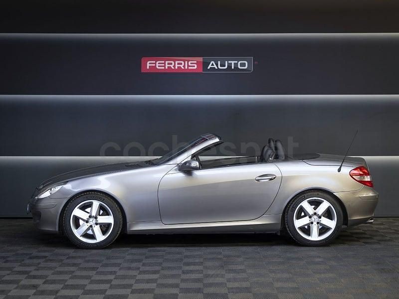 Usado Mercedes SLK280 231 CV (169 kW) 2006 Gris / plata Descapotable