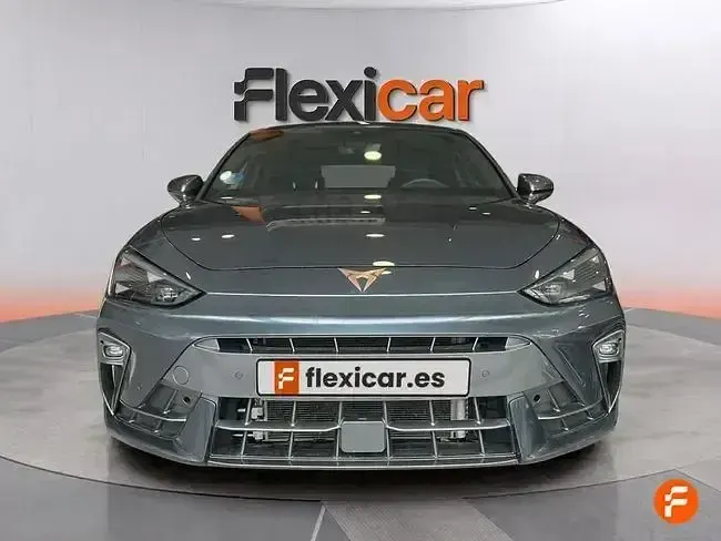 Usado Cupra Leon 204 CV (150 kW) 2025 Gris