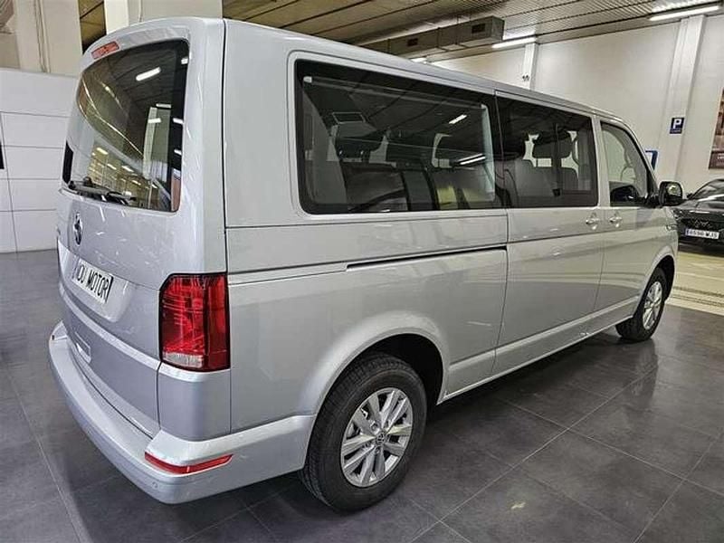 Usado VW Caravelle 150 CV (110 kW) 2024 Plateado Monovolumen