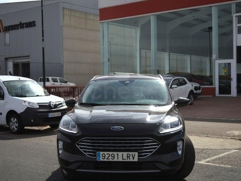 Usado Ford Kuga Titanium 225 HP (165 kW) 2021 Preto SUV