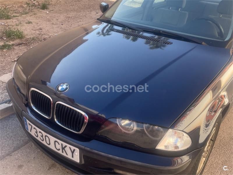 Azul Usado 2000 BMW 320 Berlina | 3200 € (Un poco caro) - Imagen 1/4