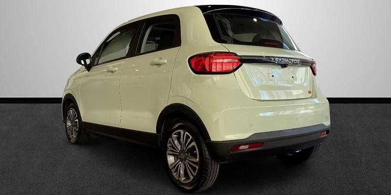 Nuevo Leapmotor T03 69 kW (95 CV) 2025 Verde claro Utilitario