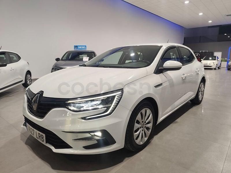 Usado Renault Mégane IV Life 115 CV (84 kW) 2021 Blanco Berlina