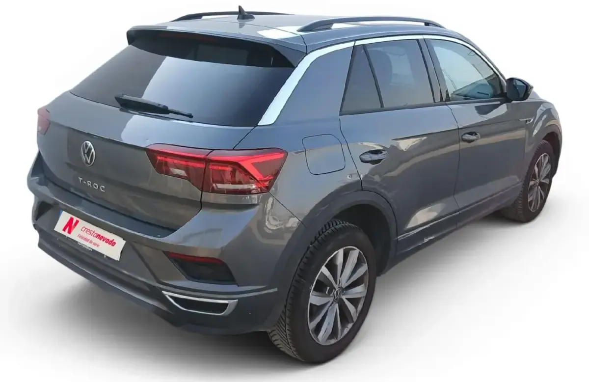 Usado VW T-Roc Advance 116 CV (85 kW) 2022 Gris SUV