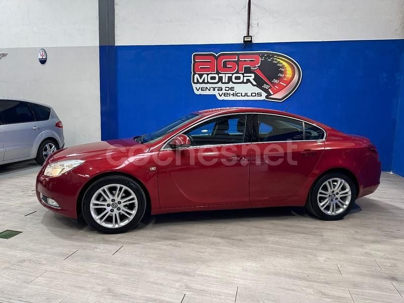 Granate Usado 2010 Opel Insignia Sport Berlina | 6999 € (Precio justo) - Imagen 1/4