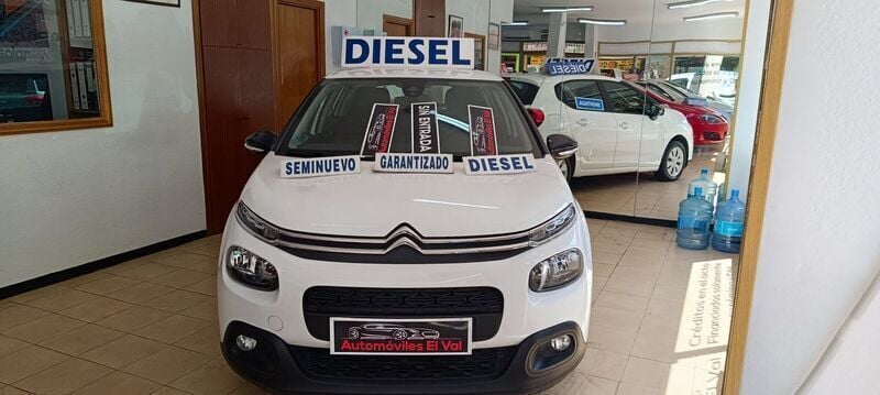 Blanco Usado 2019 Citroën C3 Live Utilitario | 8490 € (Precio justo) - Imagen 1/4
