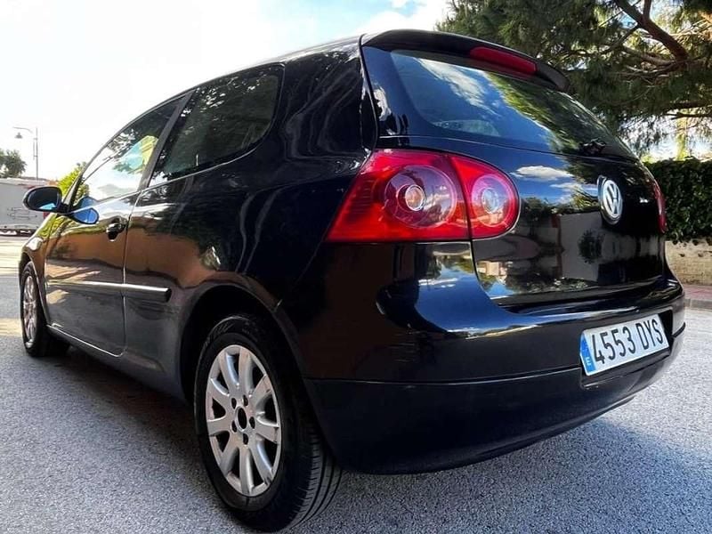 Usado VW Golf IV Sportline 140 CV (102 kW) 2006 Negro Utilitario