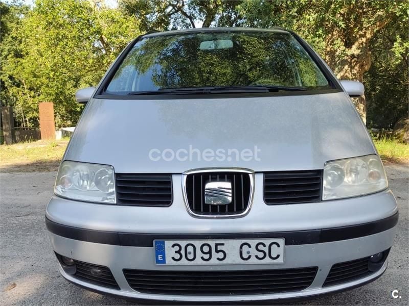 Gris / plata Usado 2004 Seat Alhambra Sport Monovolumen | 3900 € (Buen precio) - Imagen 1/4