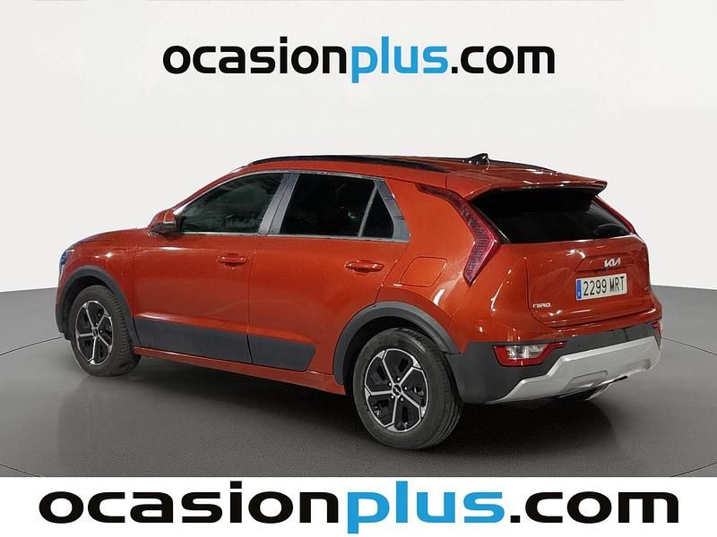Usado Kia Niro 183 CV (134 kW) 2024 Rojo SUV