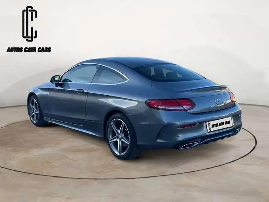 Usado Mercedes C220 170 CV (125 kW) 2016 Gris Coupe