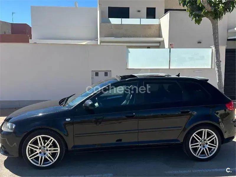 Usado Audi A3 Attraction 140 CV (102 kW) 2007 Negro Utilitario