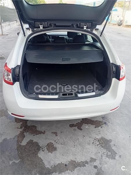 Usado Peugeot 508 SW Access 112 CV (82 kW) 2012 Blanco Familiar