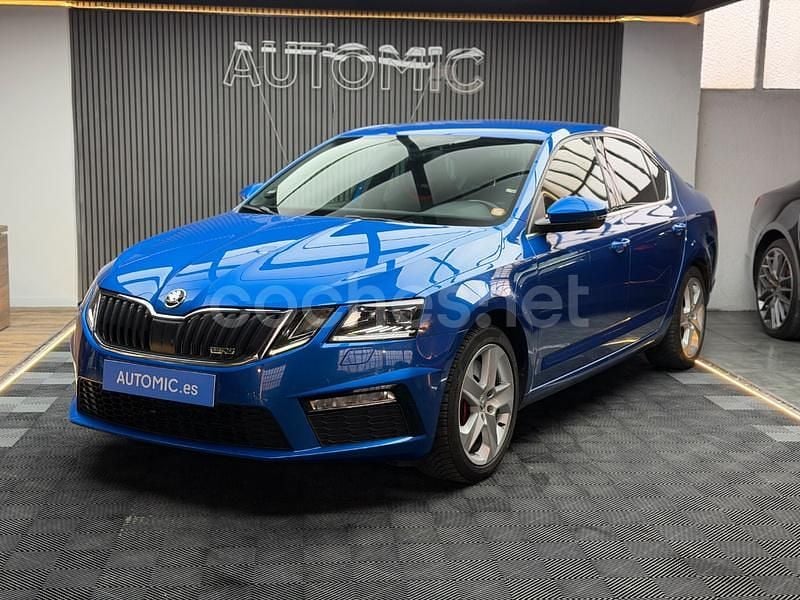 Azul Usado 2017 Skoda Octavia RS Berlina | 21.700 € (Precio justo) - Imagen 1/4