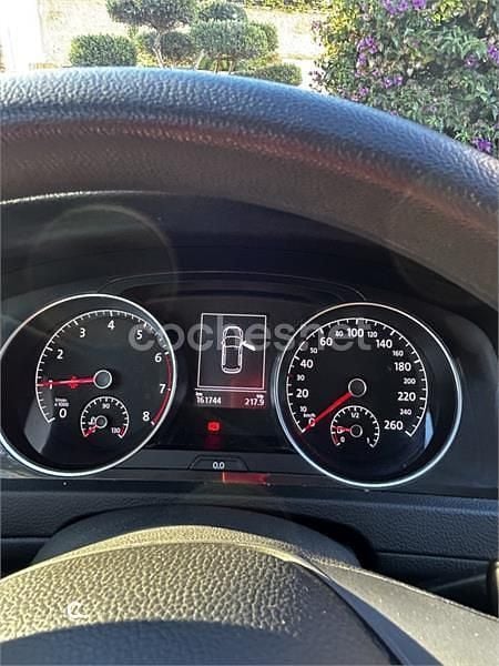 Usado VW Golf VII Edition 110 CV (80 kW) 2018 Gris / plata Berlina