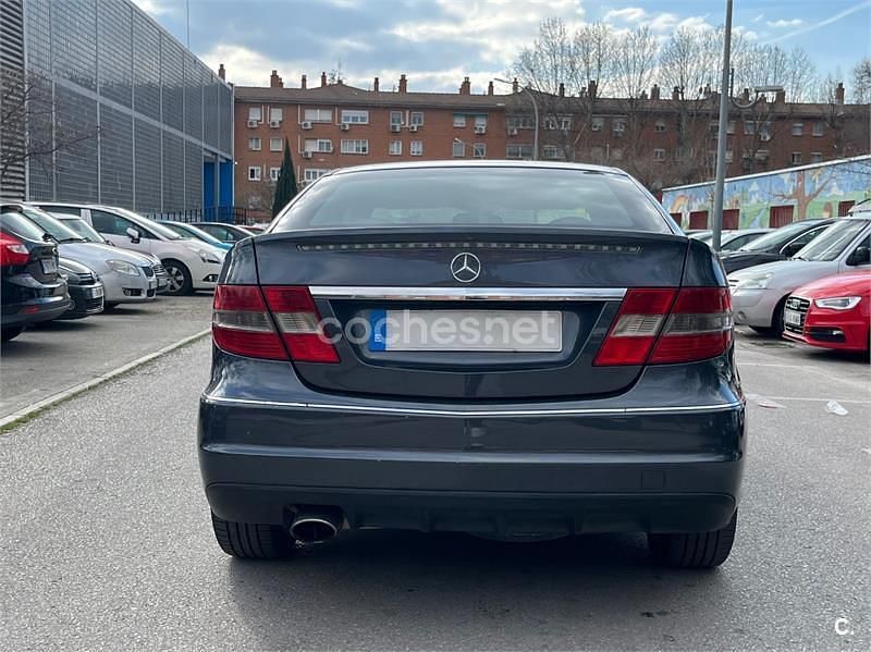 Usado Mercedes CLC220 150 CV (110 kW) 2010 Gris / plata Utilitario