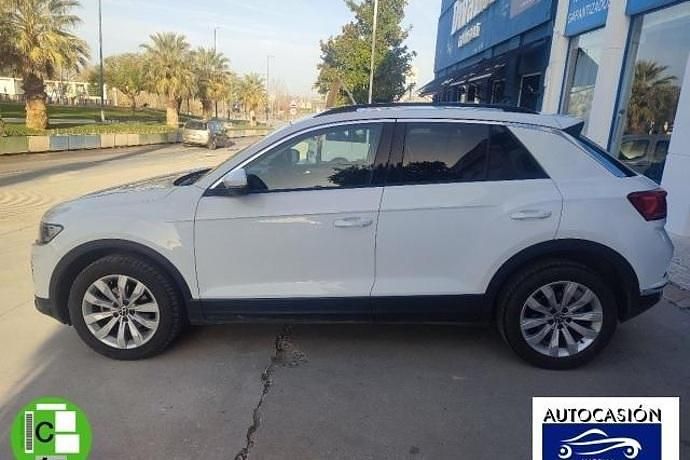 Usado VW T-Roc Advance 116 CV (85 kW) 2021 Blanco SUV