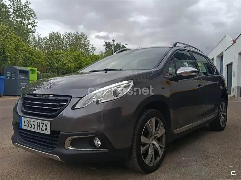 Käytetty Peugeot 2008 Active 92 HP (67 kW) 2014 Harmaa Katumaasturi