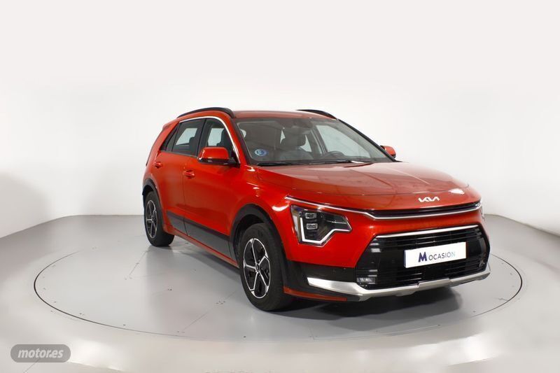 Rojo Usado 2024 Kia Niro SUV | 26.800 € (Caro) - Imagen 1/4