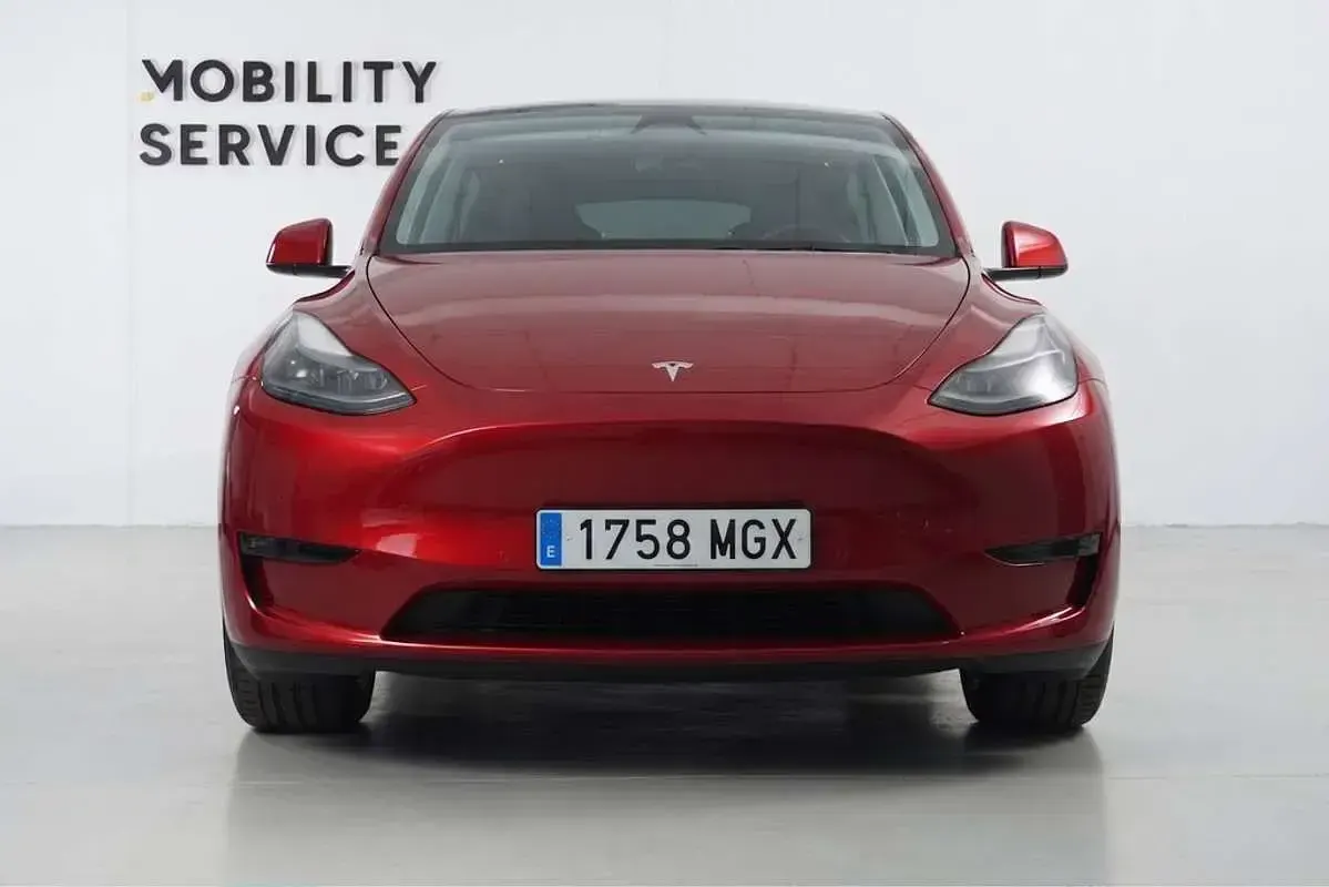 Usado Tesla Model Y RWD 378 kW (514 CV) 2023 Rojo SUV