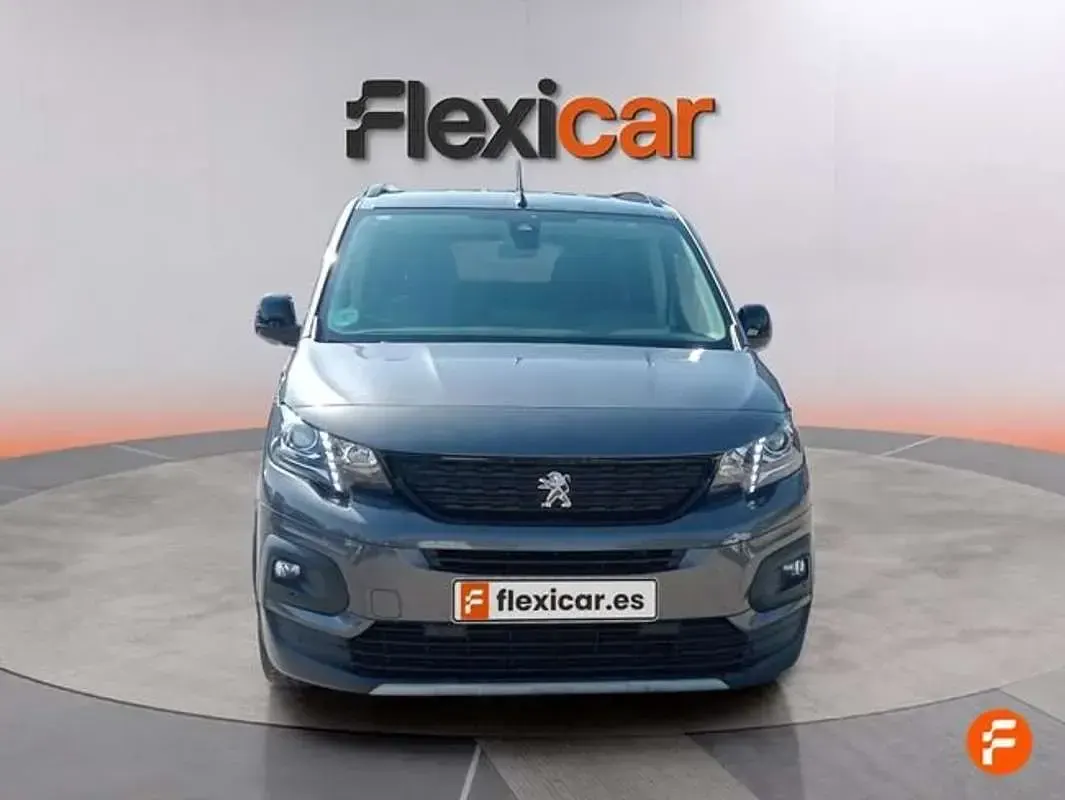 Usado Peugeot Rifter GT 131 CV (96 kW) 2023 Gris Monovolumen