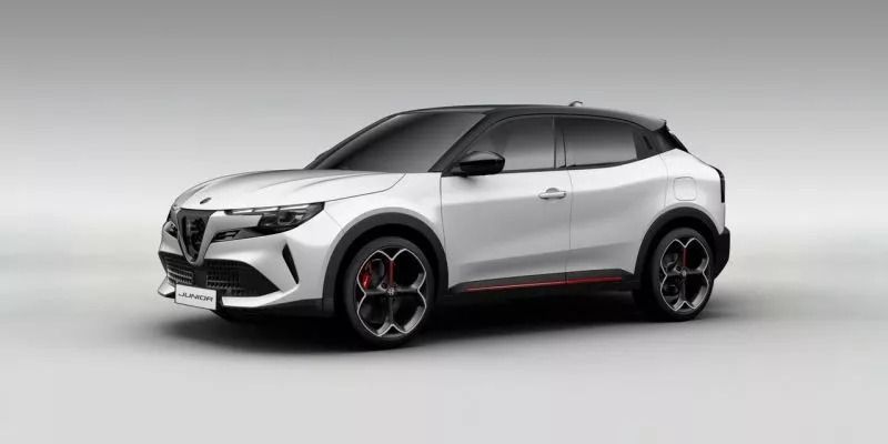 Blanco Nuevo 2025 Alfa Romeo Junior Veloce | 45.799 € - Imagen 1/4