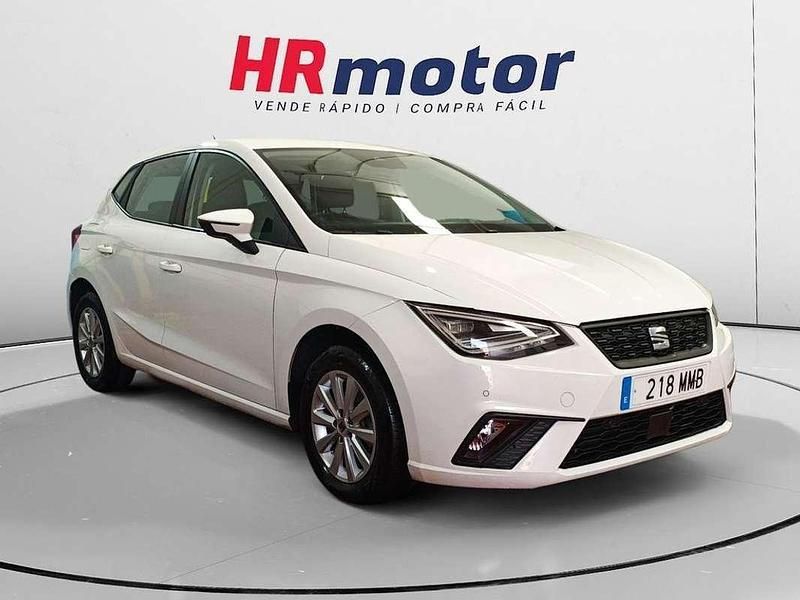Blanco Usado 2023 Seat Ibiza Style Utilitario | 14.490 € (Precio justo) - Imagen 1/4
