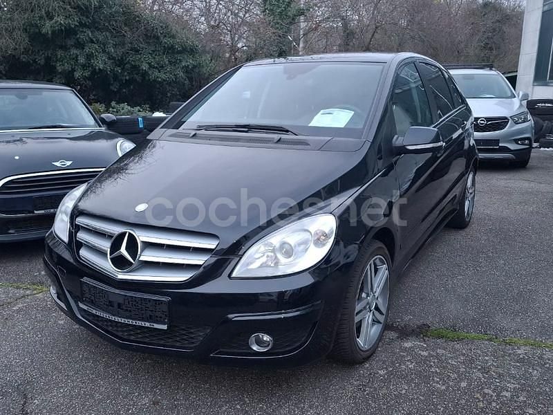 Negro Usado 2011 Mercedes B180 Monovolumen | 10.900 € (Precio justo) - Imagen 1/4
