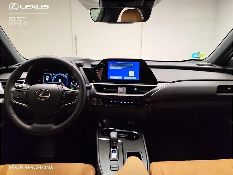 Usado Lexus UX 199 CV (146 kW) 2025 Negro SUV