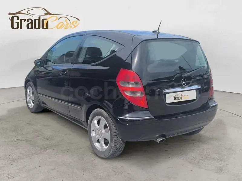Usado Mercedes A180 Avantgarde 109 CV (80 kW) 2007 Negro Berlina