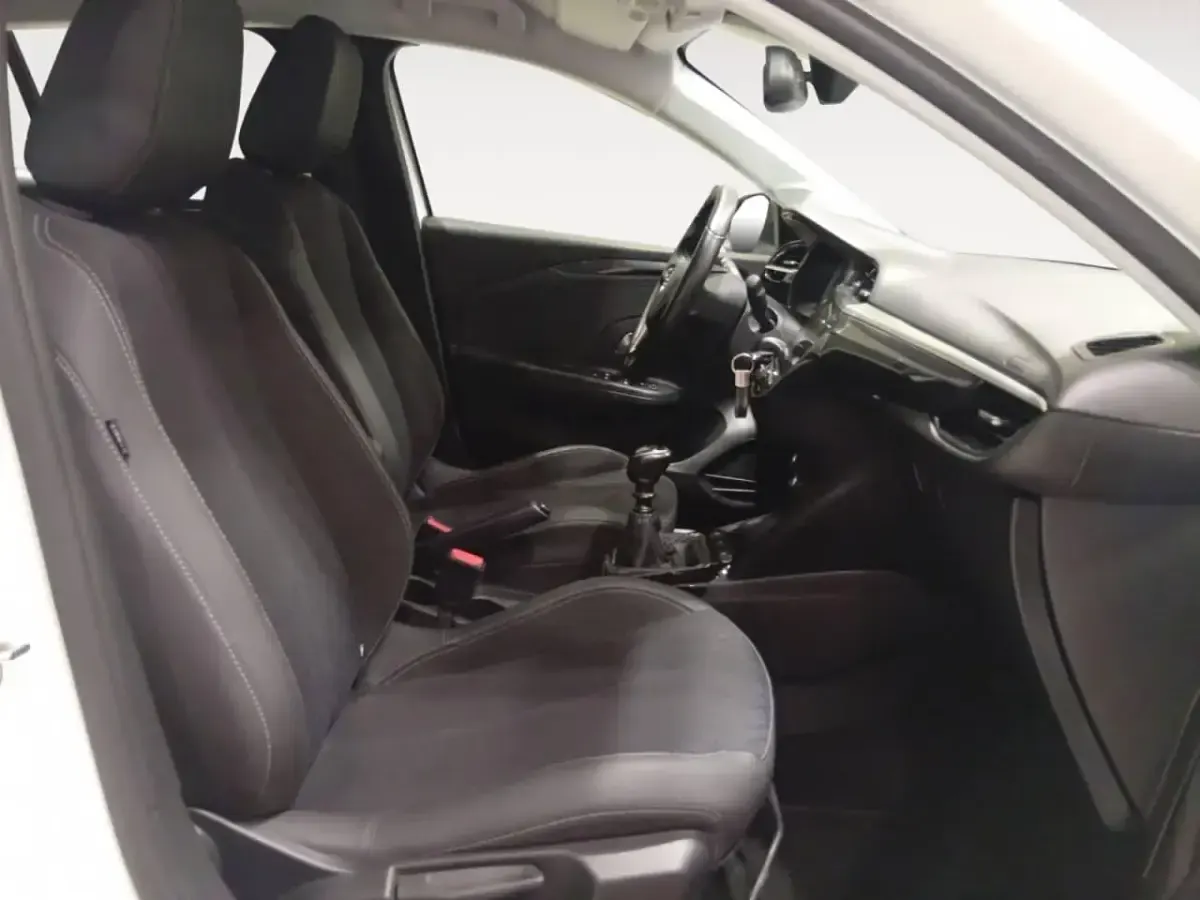 Usado Opel Corsa Elegance 100 CV (73 kW) 2022 Blanco Utilitario